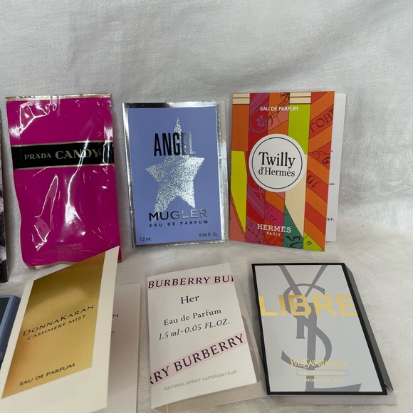 Perfume set with 26 samples (set 2 of 2) - Picture 9 of 15